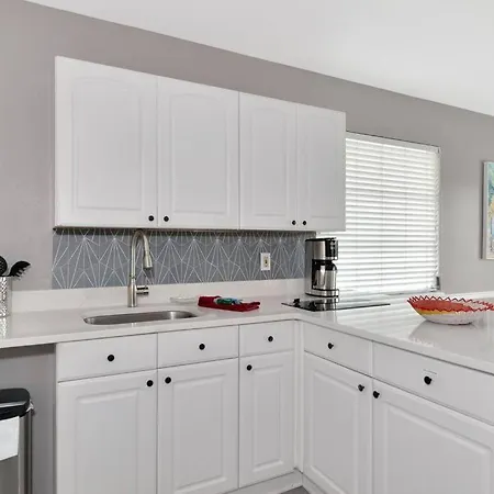 Walk To The Beach - Island Villa Siesta Key Exterior photo